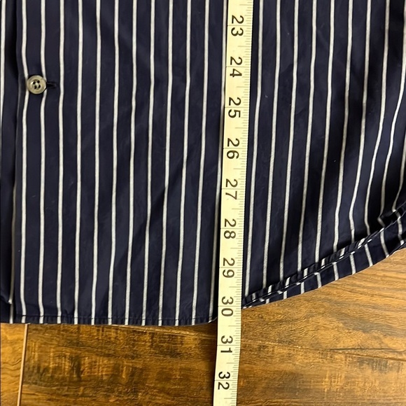 2 Banana Republic Blue and White Casual Button Down Shirt and Navy Shirt - Picture 12 of 15